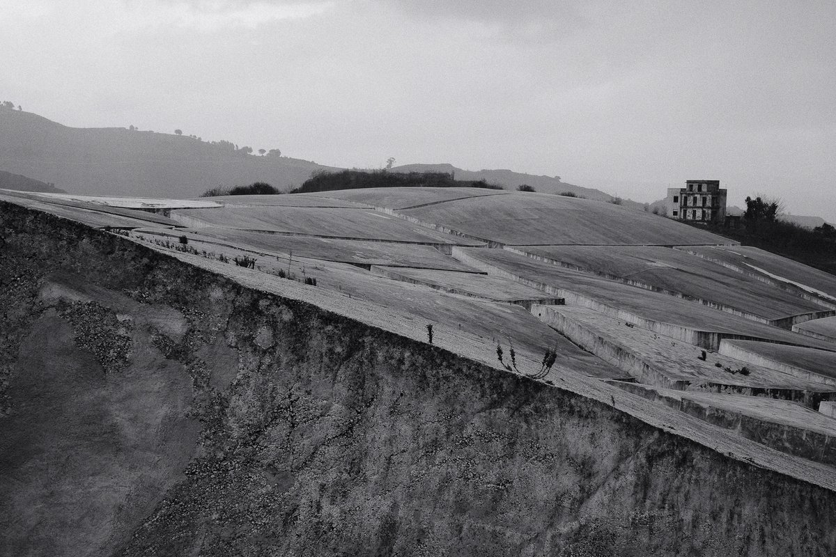 Cretto di Burri
Senses Atlas
Gibellina, Italia
37°47′17.09″N 12°58′16.62″E
sensesatlas.com/cretto-di-burr…