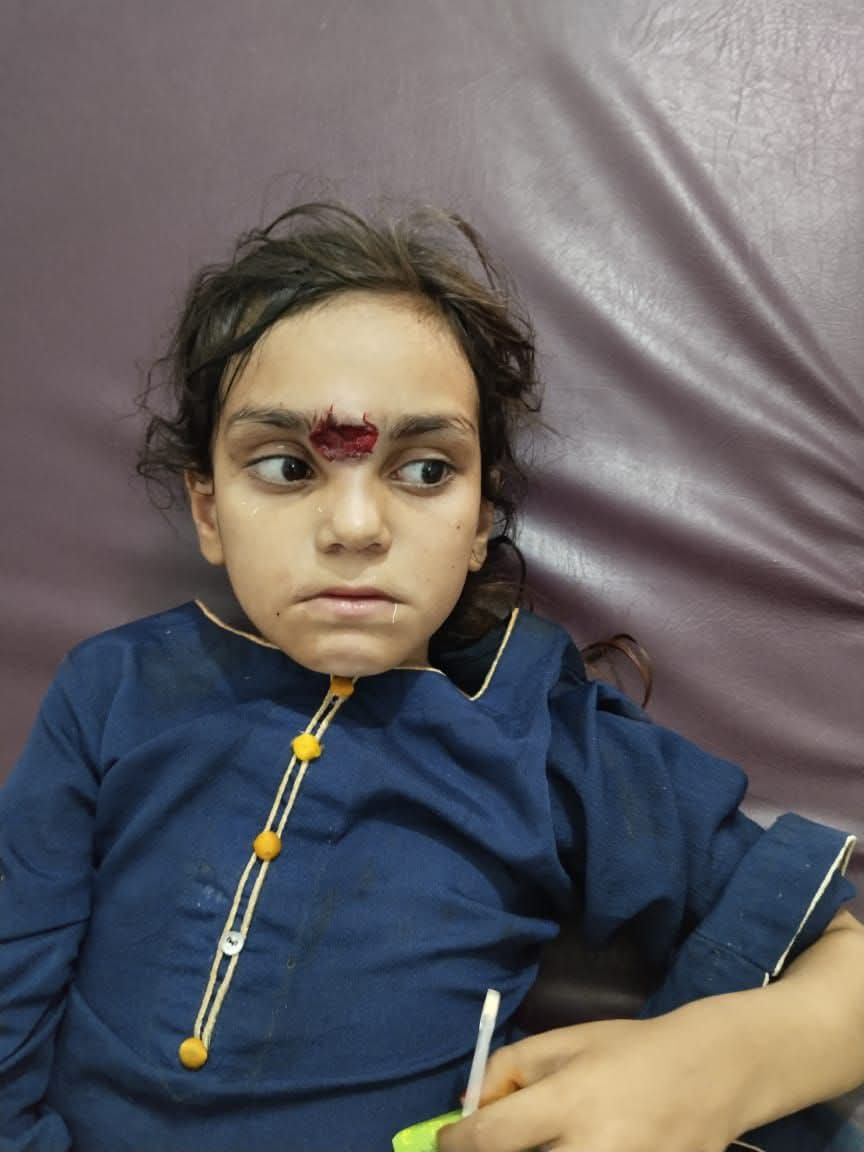 شمالی وزیرستان سپلګه کې په يوه کور بندې پوځ ماټر کولې ويشتلی ده يوه ماشومه شهيده شوه و ده يوه ماشومه زخمي شوی ده