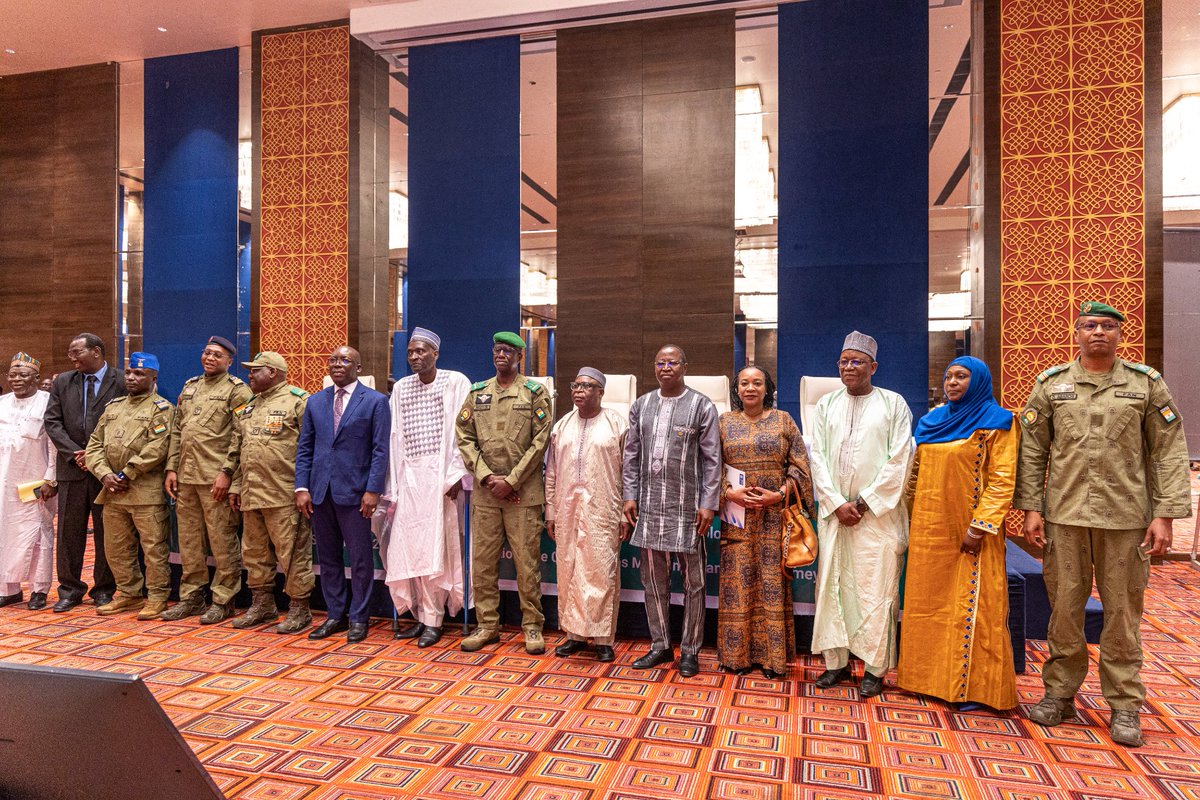 PnudNiger's tweet image. @PnudNiger est honoré d'être partenaire du 1er Forum National de la Recherche Scientifique &amp;amp; de l’Innovation Technologique organisé par le Gouv du 🇳🇪. 
Universités, centres de recherches, innovateurs étaleront les talents à travers conférences, panels de haut niveau &amp;amp; expositions