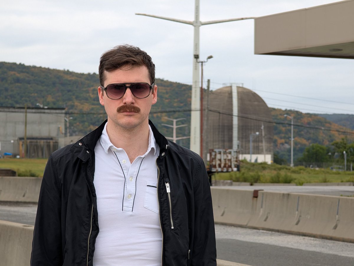 INDIAN POINT RESTART: REAL OR NOT?

Just landed and went straight from La Guardia to Indian Point.

Starting out New York Climate Week the hard core way: an investigation deep into the heart of the machines that gave New Yorkers the best 30% of their city's power.

I'll report