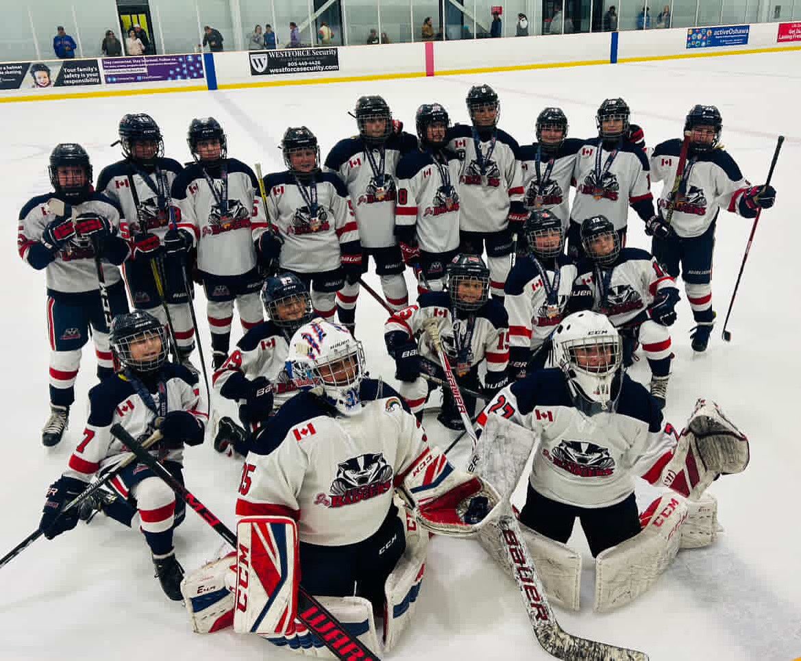 Congratulations to the U13B Jr. Badgers who brought home a silver medal this past weekend! 🥈

The team kicked their season off at the Oshawa Fall Classic Tournament and battled all the way until the end.

Way to go, Jr. Badgers! What a great way to start the season. 🏒🦡