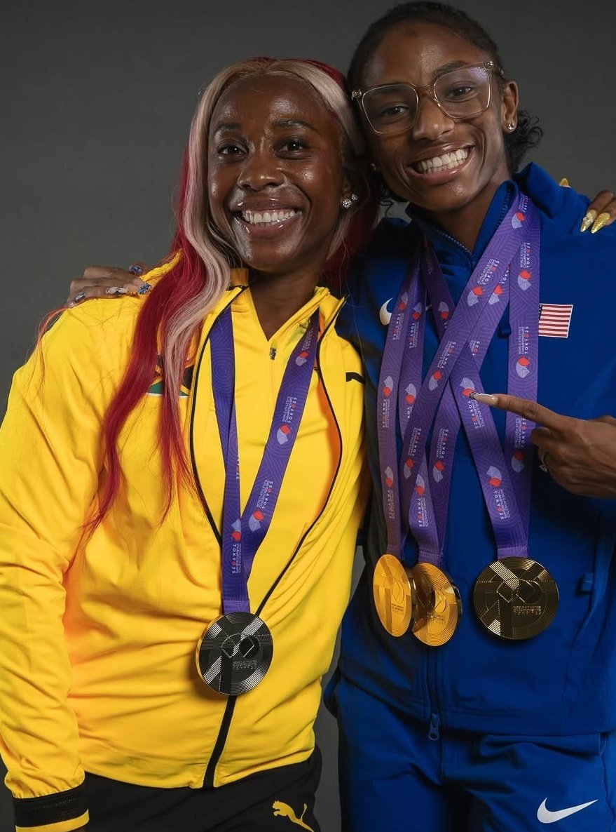 POV: You are the only women to win the 100m, 200m and the 4x100m triple at the same world championships