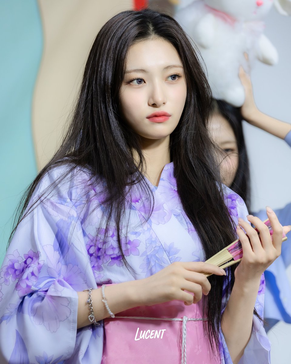 250923 ❤️HAPPYSUMMERDAY❤️
은서야 생일축하해❤️
#ODDYOUTH #오드유스
#SUMMER #써머 #은서
#여름의_끝은_써머의_시작
#forever_my_SUMMER
#HAPPYSUMMERDAY