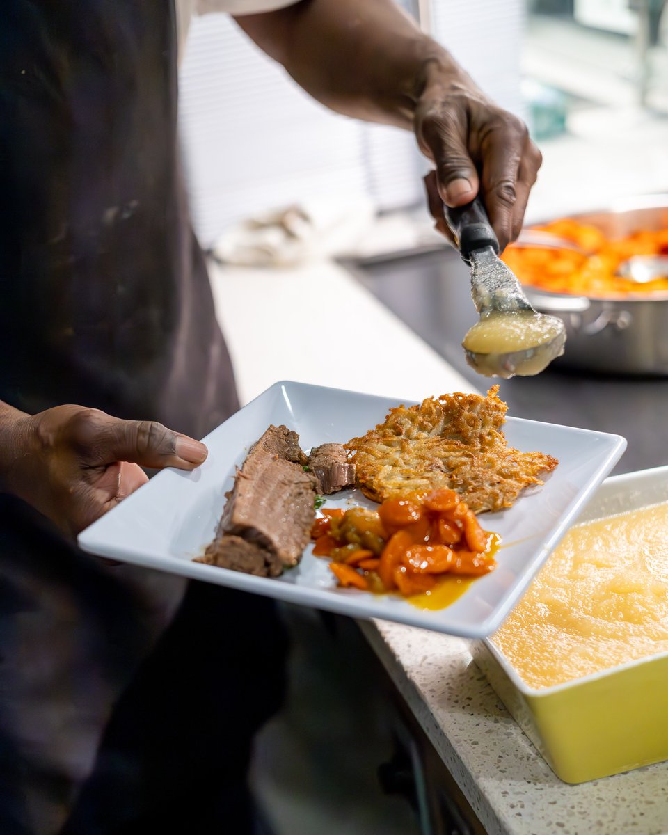 As the Jewish New Year begins, we reflect on themes of renewal, gratitude, and hope.

At Parkhurst, we honor the traditions of Rosh Hashanah and the meaningful moments shared around the table. Wishing all who observe a sweet and meaningful year ahead.