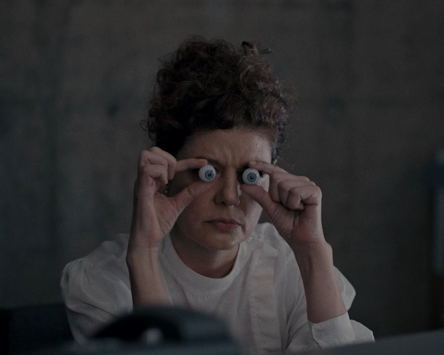 O que aconteceu? Aconteceu Gilda Nomacce, a scream queen do horror brasileiro, divulgando ENTERRE SEUS MORTOS, novo filme de Marco Dutra que estreia nos cinemas em 30 de outubro!