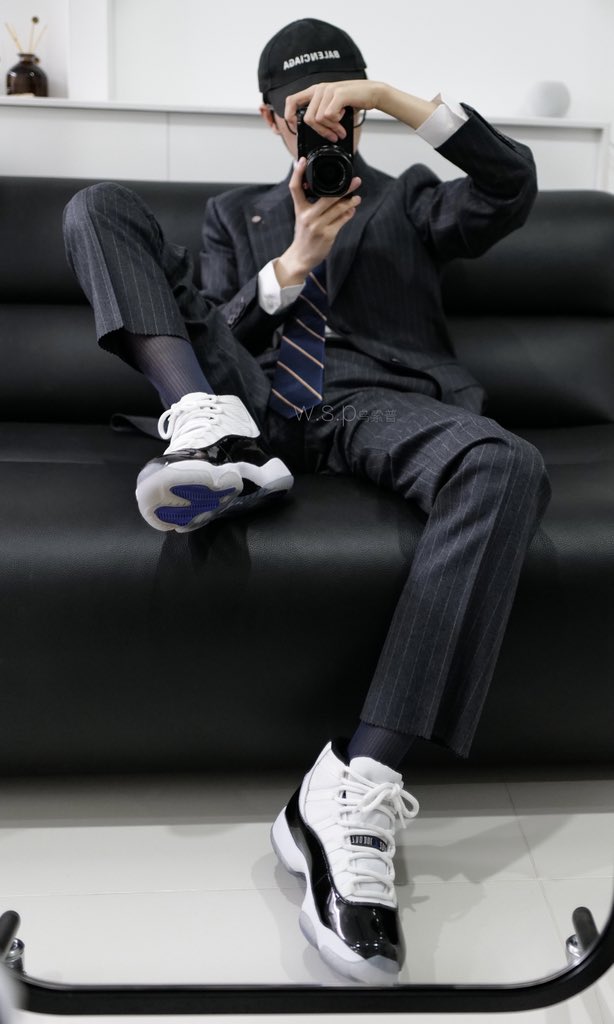 W.S.P (@whitestockingp) on Twitter photo 