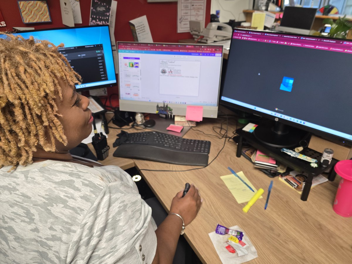 APSITDominique's tweet image. Showing the 🪄 magic of @canva is always exciting! From front office staff to classroom teachers to students, Canva is a tool for the whole school! #techtools #undeniableimpact @APSInstructTech @apsitnatasha @apsitjen