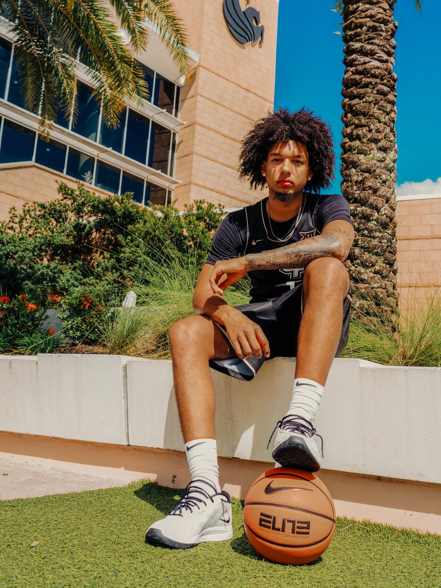 CalebW2_'s tweet image. Thank you to @UCF_MBB had a great time on my Official Visit‼️