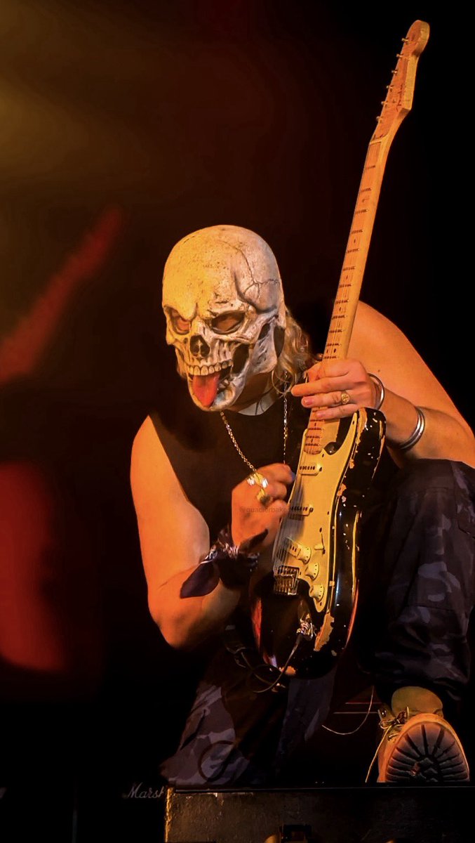 espero que subas alguna T LO PIDO <a href="/GuidoAIRBAG/">Guido Armido</a>