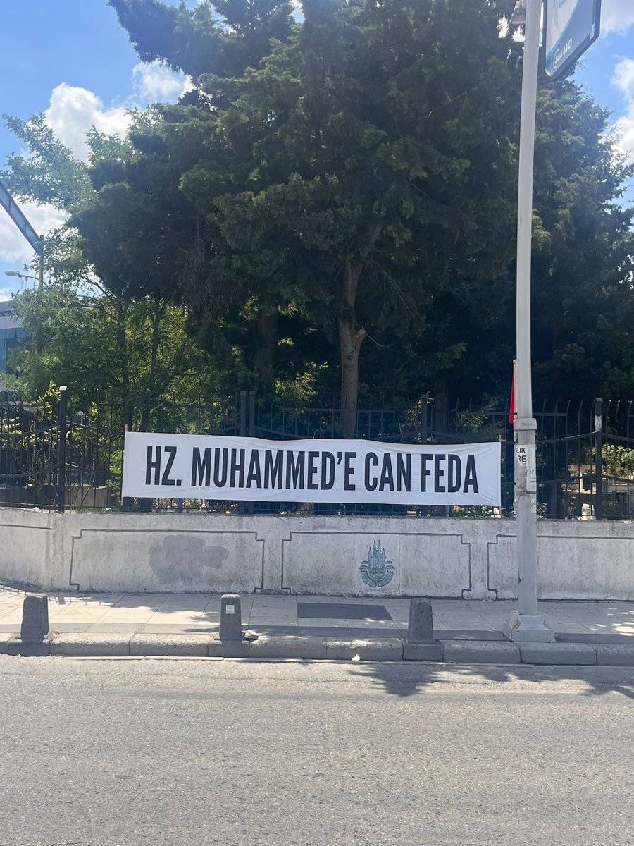 neyikaybettik's tweet image. iki cihan güneşi sensin ya Resulullah.