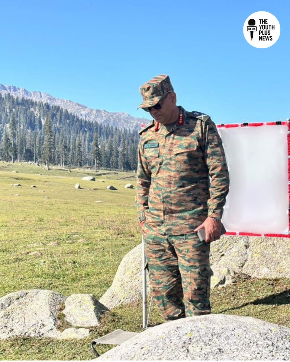 TheYouthPlus's tweet photo. Standing tall in the heights of #SeojGali, #Doda 💂‍♂️ the #GOC #WhiteKnightCorps, along with #GOC #CIFDelta, reviewed the security environment and operational readiness of troops. He commended the soldiers for their professionalism, courage. https://t.co/ni974D6qeL