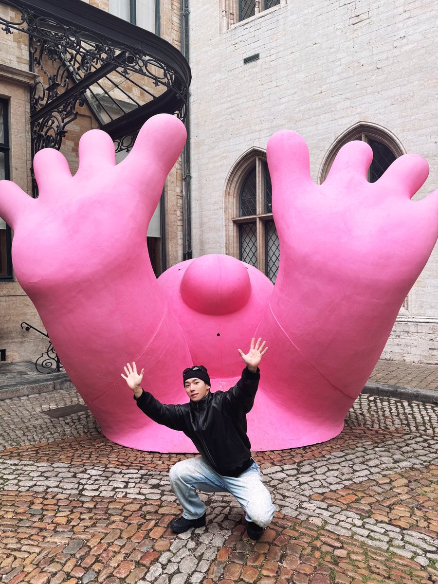 MRLB_AKJJ's tweet photo. Hands Up! 🤲
#원호 #WONHO https://t.co/M1q5RYeB3E