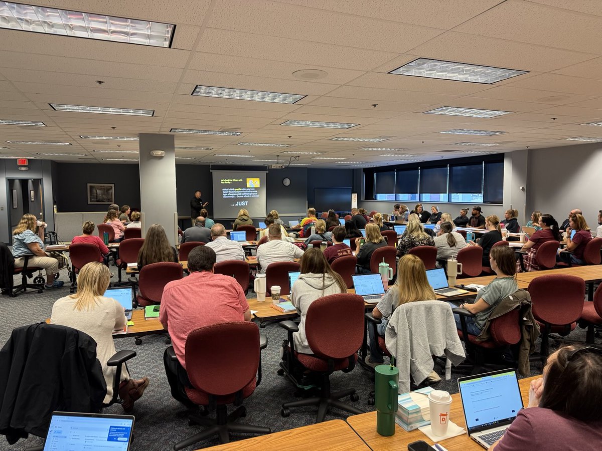 David Lewis tweet media