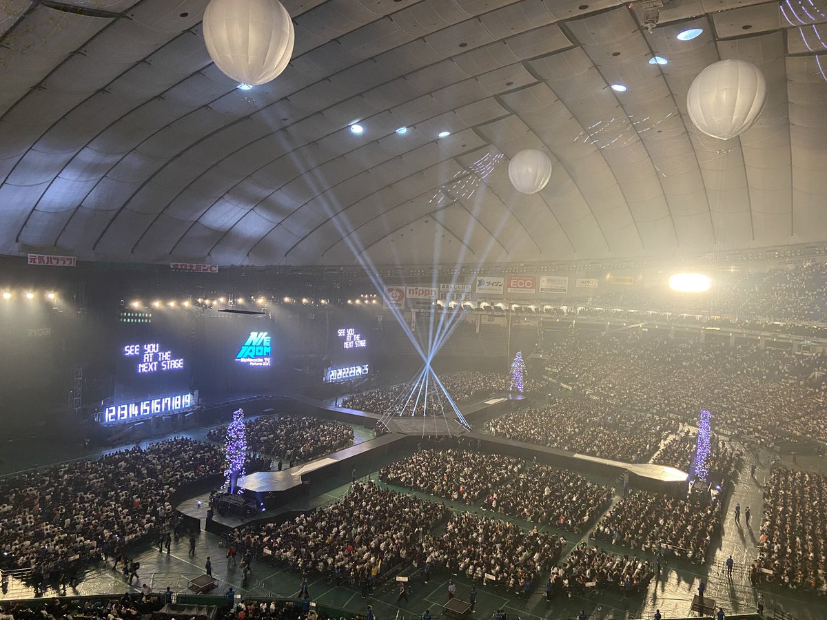 #ネビュラロマンス_Episode_TOKYO_DOME
全てが完成された凄いライブだった。Perfumeは勿論、支えるスタッフ陣も凄い優秀なんだろうな。
自分にとって初Perfumeライブだったけど歴史的な瞬間に立ち会えて感無量です。
コールドスリープ後にまたアップデートしたPerfumeに逢えるのを楽しみにしてます！