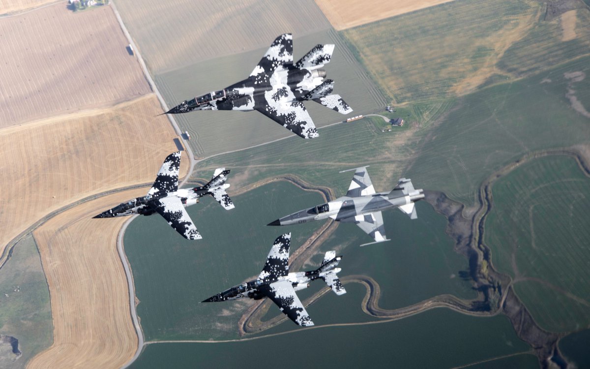 rookisaacman's tweet image. A lot of flying this weekend as we brought the first two F-5s into the action. Cool shot w/ MiG-29, F-5E & two Alpha Jets in formation--pretty sure that is a first. Even better, my two nephews got some training in and are closing in on their private pilot licenses.