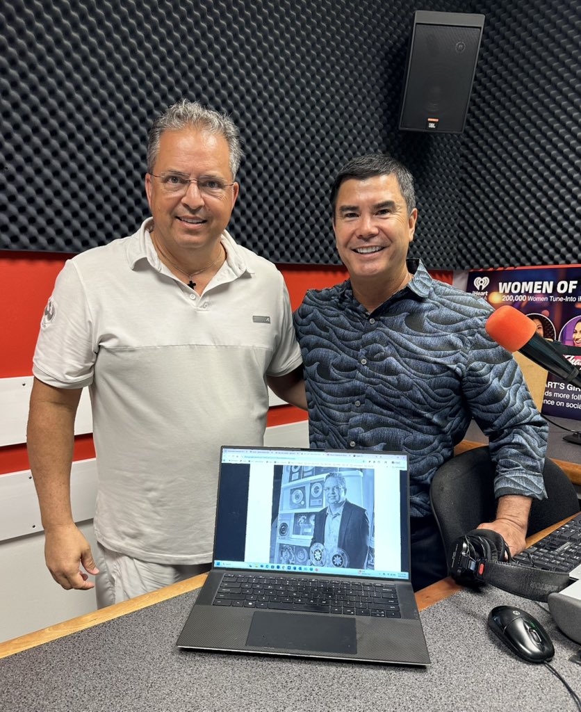Glenn Medeiros audiobook recording session at iHeartRadio … I am beyond excited that Glenn‘s book will be available on October 21!!!!!!!!!!!!!! #GlennMedeiros #SaintLouisSchool #SUPERIOR
