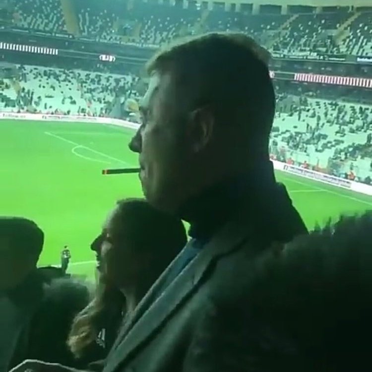 Hoca : GvB
Mentor : Ole
Analist : Abdullah avcı
yardımcı hoca : Erling moe
çaycı : sergen
kapıcı : şenol