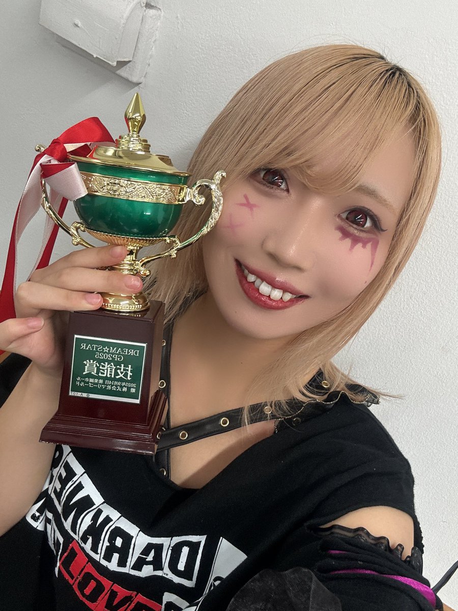 G.R.G.H トロフィーケースがいっぱいです。