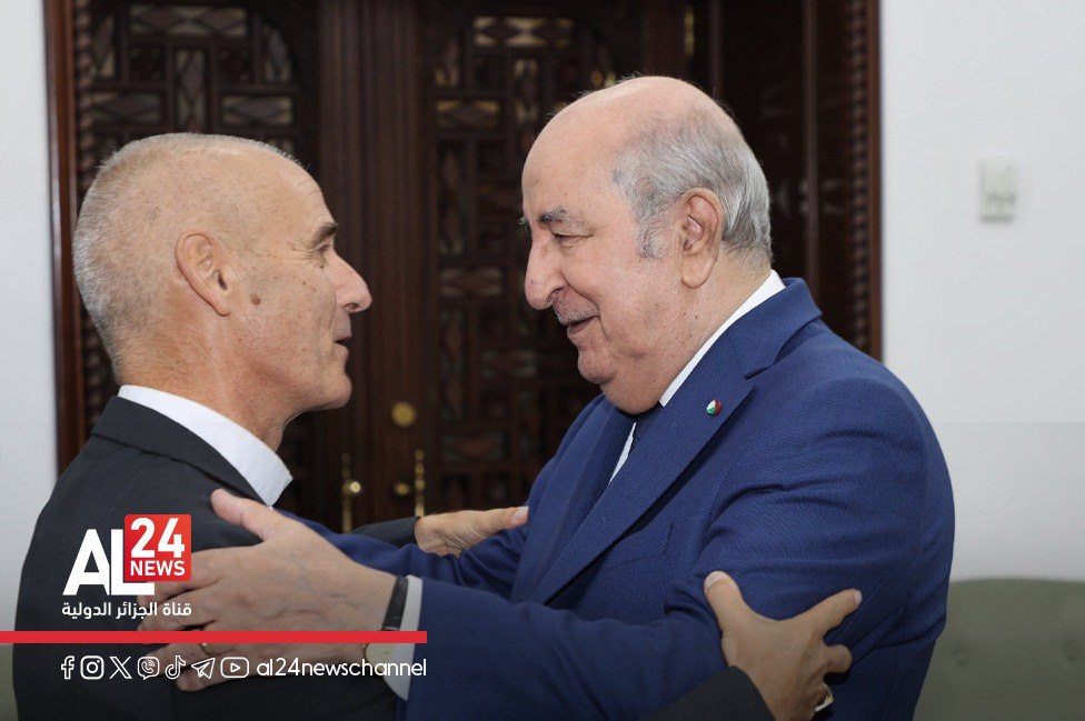 AL24Francais's tweet photo. #En_images:
Le prĂ©sident de la RĂ©publique, Abdelmadjid Tebboune, a reçu lundi, l'archevĂȘque d'Alger, le Cardinal Jean-Paul Vesco. https://t.co/C9kAk5gici