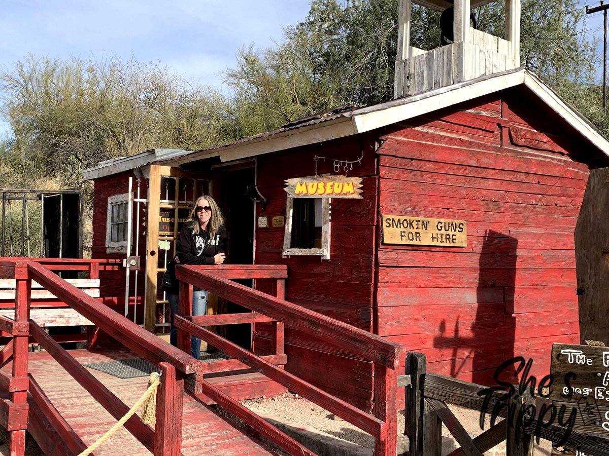 shestrippy71's tweet image. And repeat, and repeat, and repeat. So many place to see. This was in Arizona on one of our winter travels. Love Arizona. #arizona #travel #alwaysgo #livetoexplore