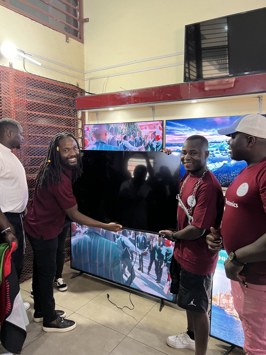 CE Electronics tweet media