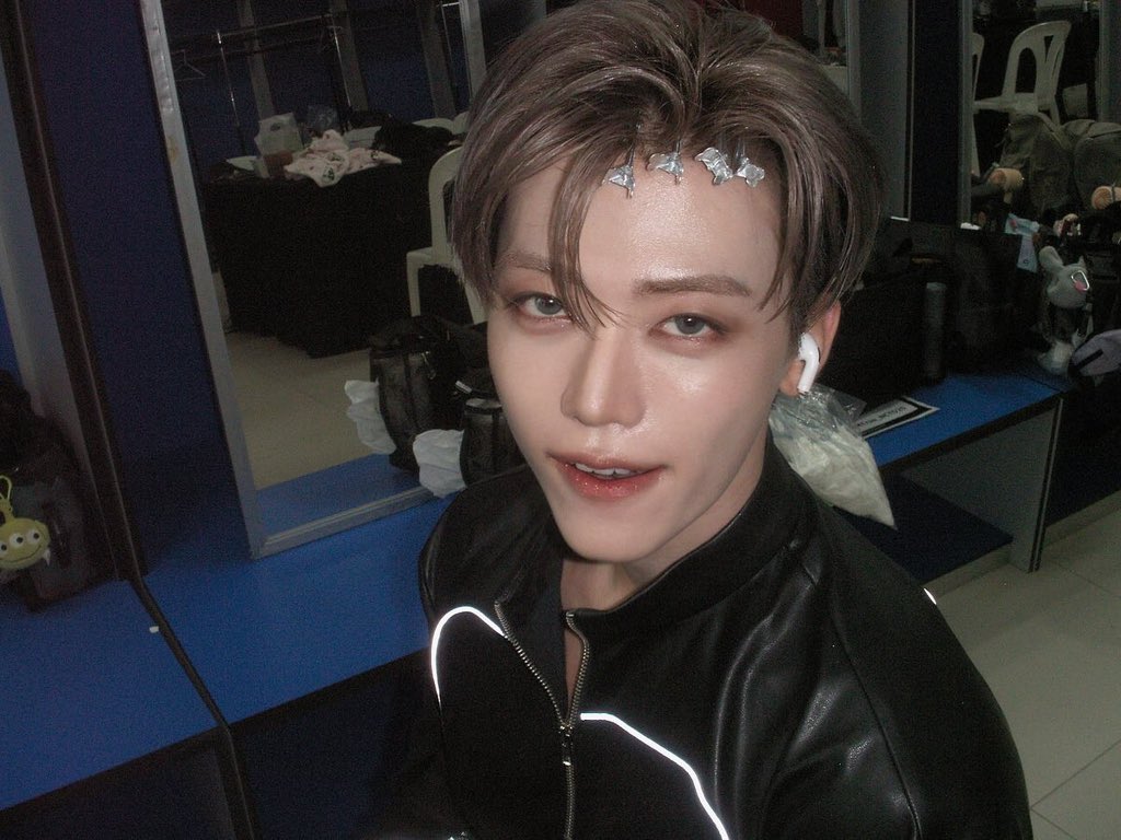 แจมินมาอัพรูปในไอจีตามที่บอกไว้เลย ㅠㅠㅠㅠㅠㅠㅠ หล่อมากกกกกกกอะ ชุดคอนเสิร์ตชุดนี้คือที่สุดจริงๆ อันนี้ตอนอยู่ไทยเปล่าน้อ 🥺