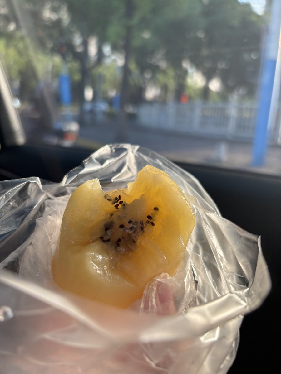 chuichui_sa's tweet photo. 吃完就要去学校坐牢了呜。 https://t.co/cQ1ym7eeVg