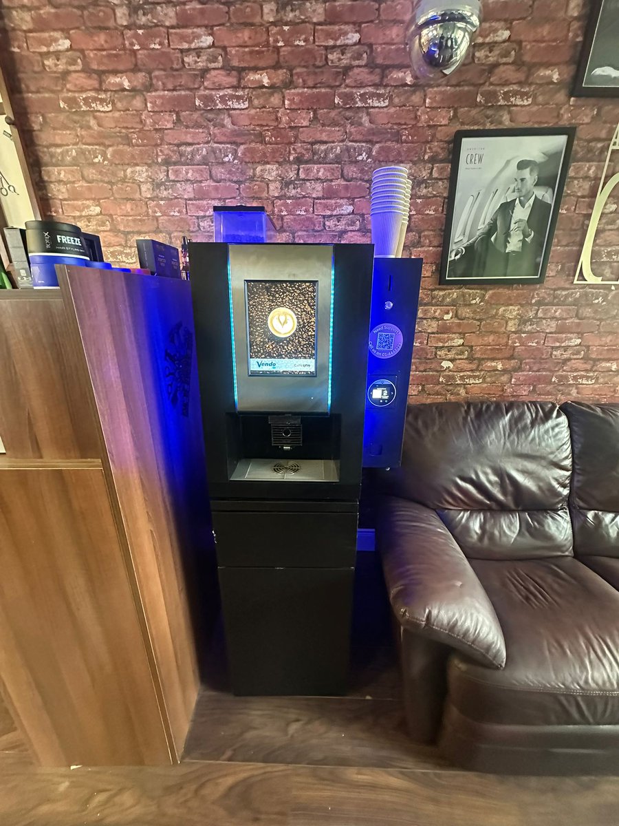 IeVending's tweet image. Great to see another coffee machine installed ☕️✂️
This time for a very busy barbershop, as we continue our rollout nationwide. 🚀

#CoffeeBreak #VendingSolutions #BarbershopLife #VendingMachinesIE