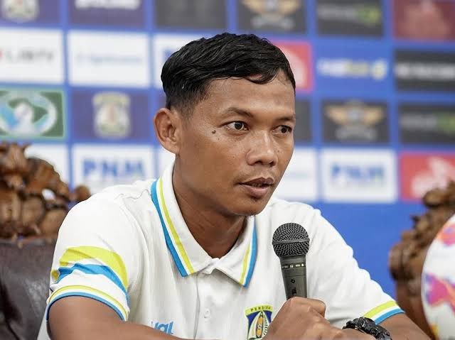 Dua laga awal Championship Pegadaian 2025, skuad Persiba dibawah asuhan M. Nasuha tampil apik. 

Kredit plus utk coach, karena melihat potensi pemain muda yang layak bermain dari menit pertama.