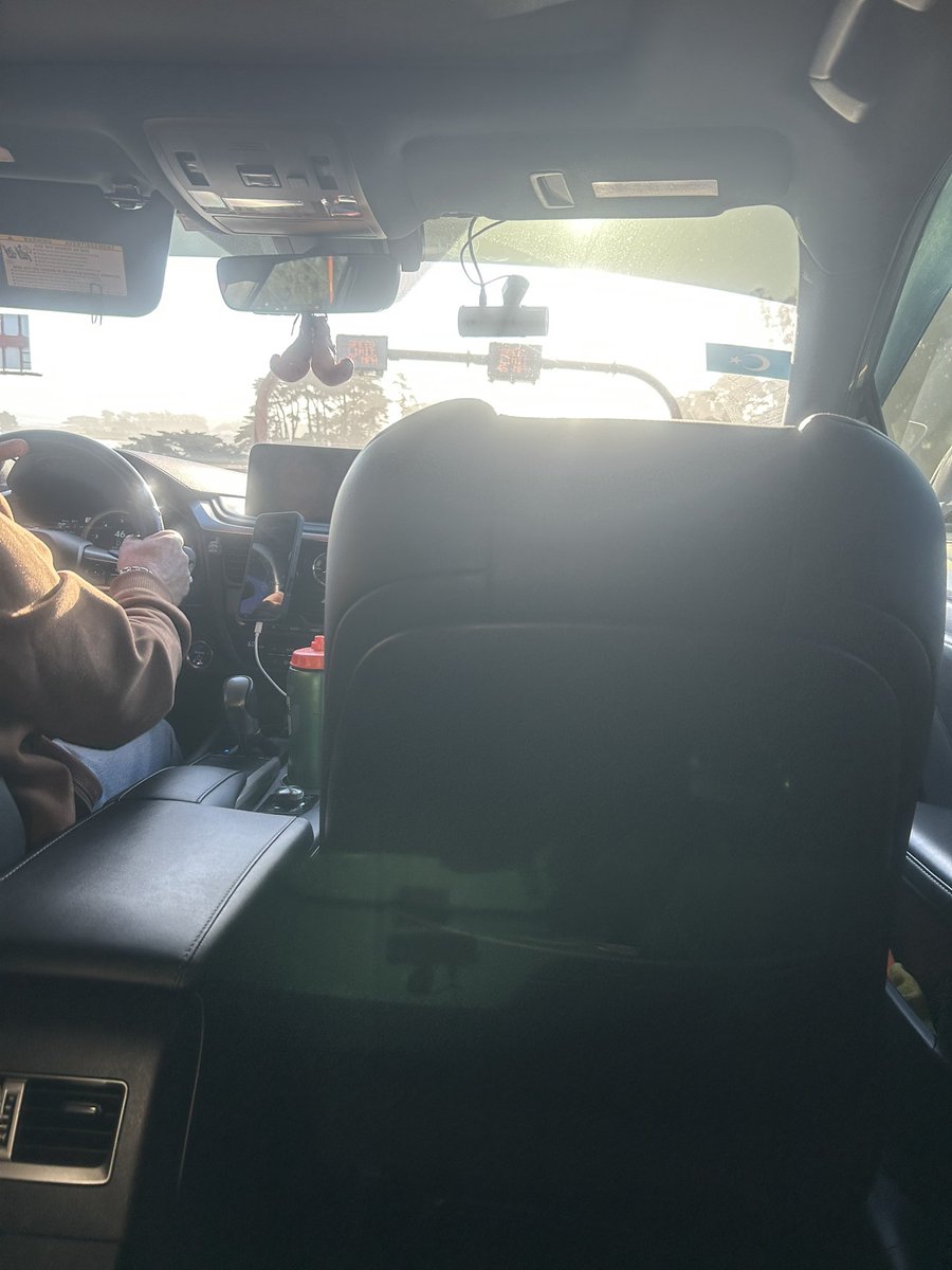 On my way to work

Good morning beautifuls 😉