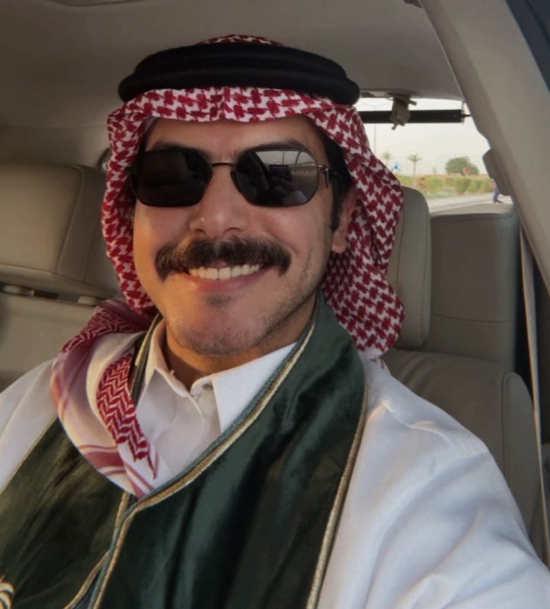 أنا سعودي من فضل ربي علي
اختارني واختار لي أعظم وطن
كونك سعودي فخر وإحساس نادر
يأخـذك لأبــعد مدى ممكن تخــيّل 🇸🇦🤍

#سلطان_بن_نايف #اليوم_الوطني_السعودي_95