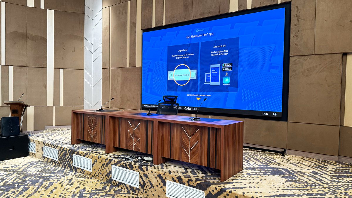 Extron's tweet image. Extron AV technology elevates the sacred space at Jami’ Al-Barkah Mosque in Indonesia!
Jami’ Al-Barkah Mosque, a prominent religious and community center in Indonesia, underwent a major renovation, including an extensive upgrade to its AV system. The mosque, known for its…