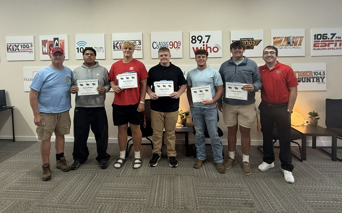 🐽Herron’s Hog of the Week🐽
presented by
<a href="/BlairFamilyFarm/">Blair Family Farm & Market</a> 
A whole passel of Hogs this week cleared the way for 438 yards rushing!
<a href="/55DeweyOL/">Dewey Brown</a> tackle, #55 
<a href="/NoahPeterson70/">Noah Peterson</a> tackle, #70
Clayton Tomlin guard #78
Cole Rice #54
<a href="/chancehelms73/">Chance Helms</a> center #74
<a href="/CoachPhillips16/">Jake Phillips</a>
<a href="/ClayCentralFB/">Clay Central Football</a>
