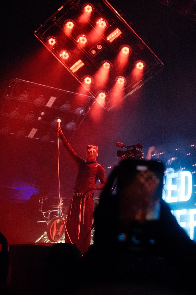 twenty one pilots toronto night 2 show cut short due to lightning. it was my first time in pit for a tøp show so I'm devastated :( but I'm still grateful for the time we got to see the boys &amp; I still managed to get some amazing photos with my camera. Ty <a href="/tylerrjoseph/">tyler jøseph</a> <a href="/joshuadun/">josh dun</a>