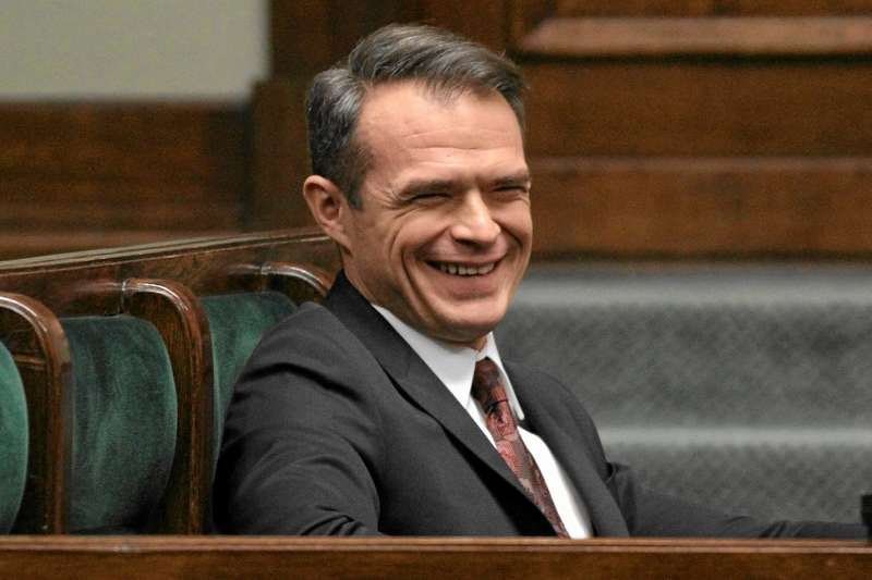 Sprawę Sławomira Nowaka umorzyl bez rozprawy 29-letni asesor sądowy.