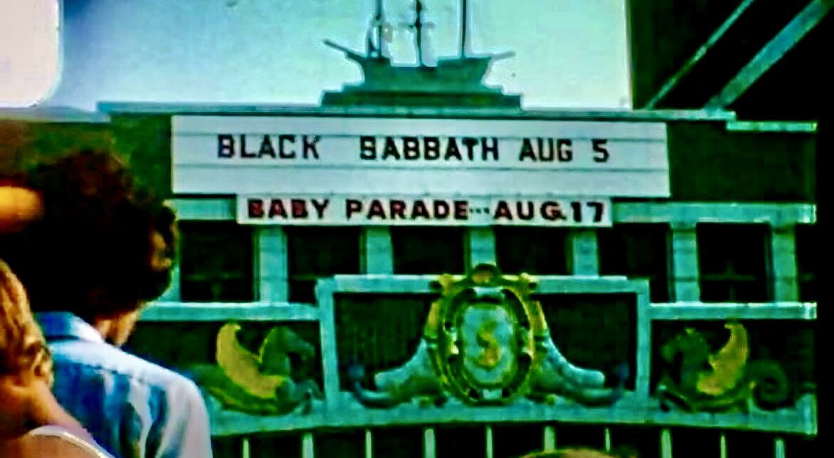 PantheonPods's tweet image. #spinaltap #puppetshow.
#blacksabbath #asburypark