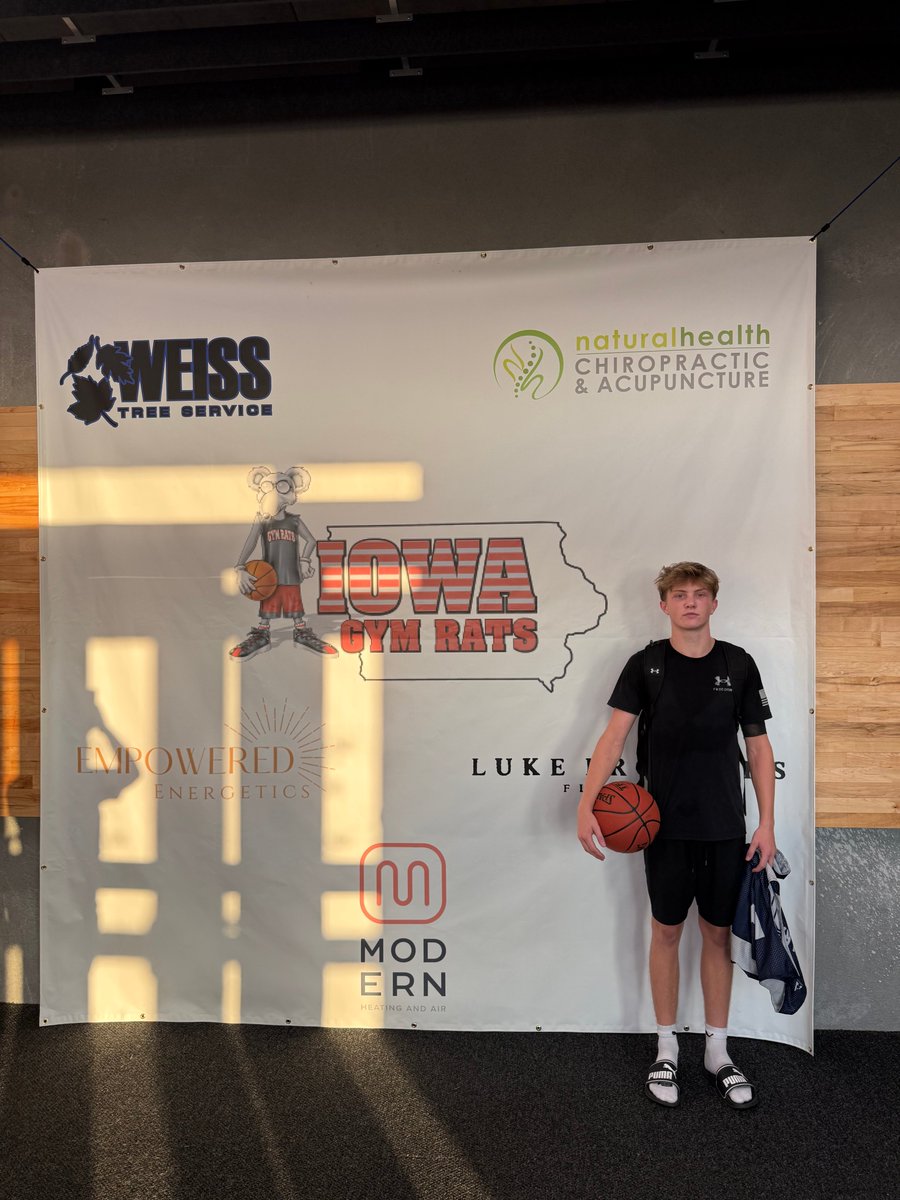 Iowa Gym Rats (@iowagymrats) on Twitter photo Week 3 Results‼️
Bulls def Nuggets ⬇️
<a href="/HenryGaffney33/">Henry Gaffney</a> w/ 12 pts
<a href="/Treybasketball_/">Trey Osterhaus</a> w/ 11 pts📸
<a href="/Dylan_schon8/">Dylan</a> w/ 27 pts
<a href="/nolimitsmax11/">Max Roach</a> w/ 18 pts
#GymRatsFallLeague2k25 Week 3 Results‼️
Bulls def Nuggets ⬇️
<a href="/HenryGaffney33/">Henry Gaffney</a> w/ 12 pts
<a href="/Treybasketball_/">Trey Osterhaus</a> w/ 11 pts📸
<a href="/Dylan_schon8/">Dylan</a> w/ 27 pts
<a href="/nolimitsmax11/">Max Roach</a> w/ 18 pts
#GymRatsFallLeague2k25
