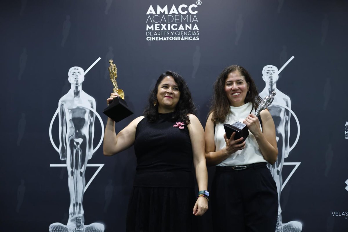 MVS 102.5 FM (@mvs102_5) on Twitter photo #AlAire 🎙️| <a href="/TamaraconLuzmvs/">Tamara con Luz en MVS 102.5</a>
🎬✨ Stivi de Tivi nos trae lo mejor de los #PremiosAriel2025: Patricia Reyes Spíndola y Jacqueline Andere reciben el Ariel de Oro 🏆, y Guillermo del Toro es homenajeado por su mérito cinematográfico.
📻Sintoniza 102.5 FM
📱mvsnoticias.com #AlAire 🎙️| <a href="/TamaraconLuzmvs/">Tamara con Luz en MVS 102.5</a>
🎬✨ Stivi de Tivi nos trae lo mejor de los #PremiosAriel2025: Patricia Reyes Spíndola y Jacqueline Andere reciben el Ariel de Oro 🏆, y Guillermo del Toro es homenajeado por su mérito cinematográfico.
📻Sintoniza 102.5 FM
📱mvsnoticias.com