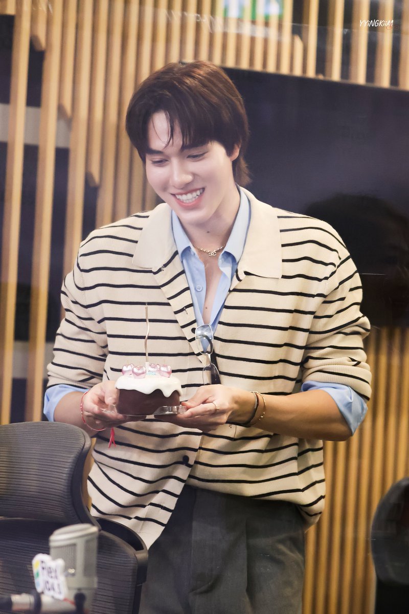 Happy to N’ป่าน

#Flex1045xMuTeLuvNotMyFather
#MuTeLuvNotMyFatherEP1
#hirunkit_