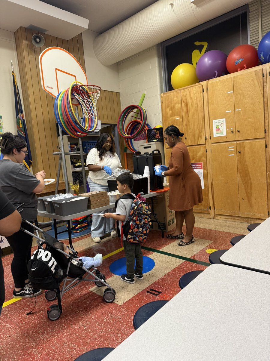 Frances Willard Elementary tweet media