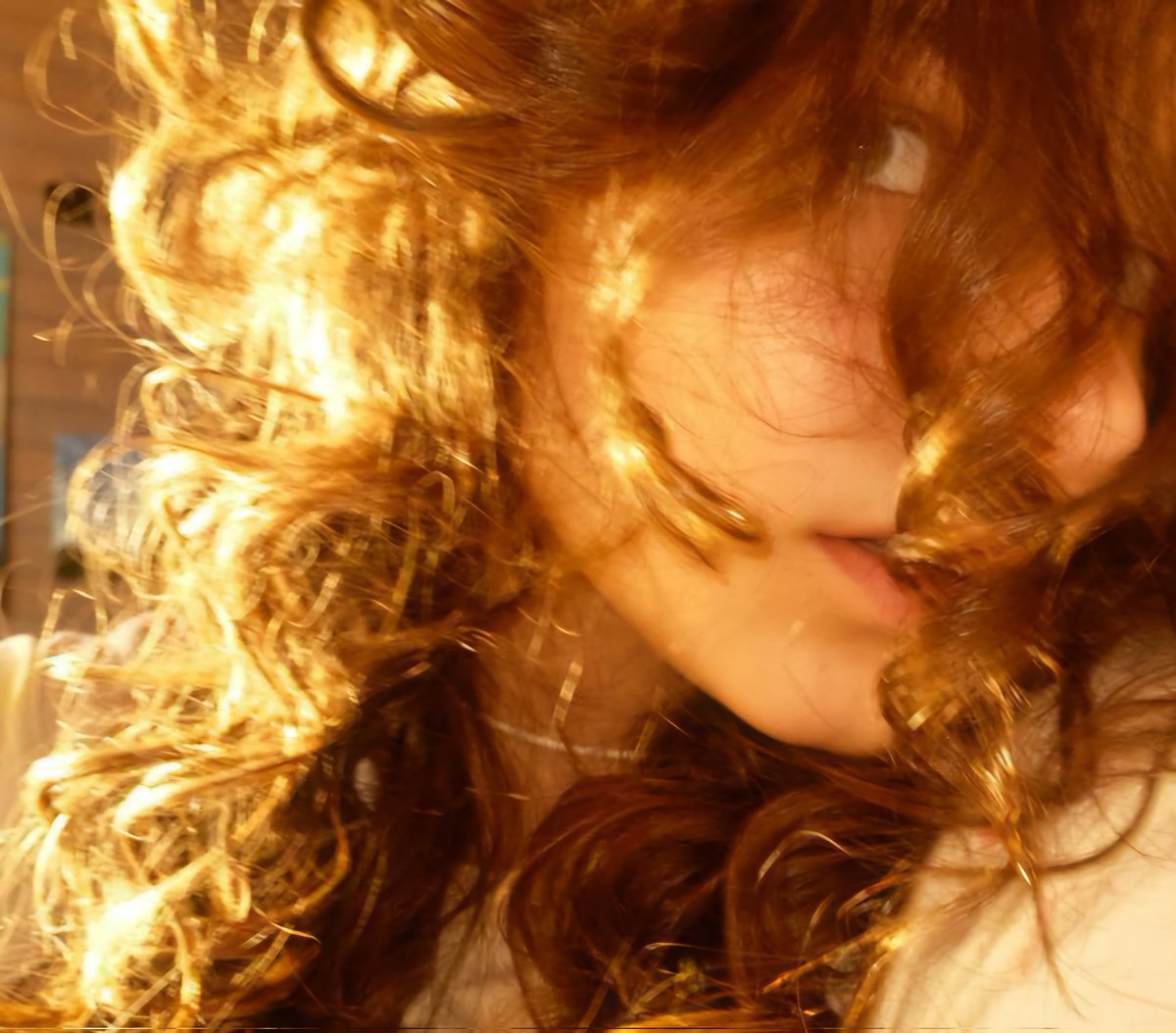 diangelosolaces's tweet image. ₊˚𖦹 ⸙.ೃ  TORI  SOMMERS；daughter  of  apollo，traitor  to  all.
          ⤷ ゛   a  #pjooc  thread  🪾   ˎˊ˗