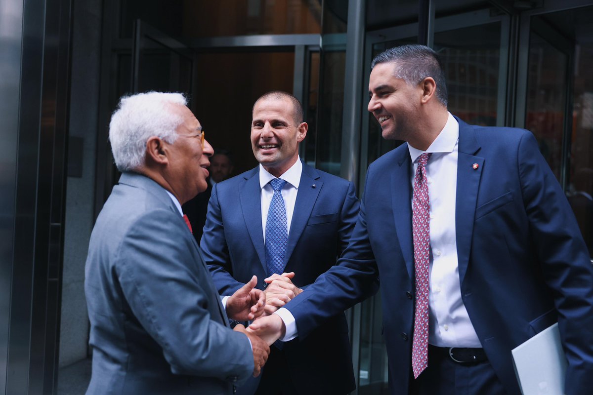 Together with PM <a href="/RobertAbela_MT/">Robert Abela</a>, we had a constructive exchange with European Council President <a href="/antoniocostapm/">António Costa</a> on the margins of #UNGA80 

We discussed key EU priorities, underlining Malta’s perspective as an island state in the upcoming EU agenda, including budget fairness,