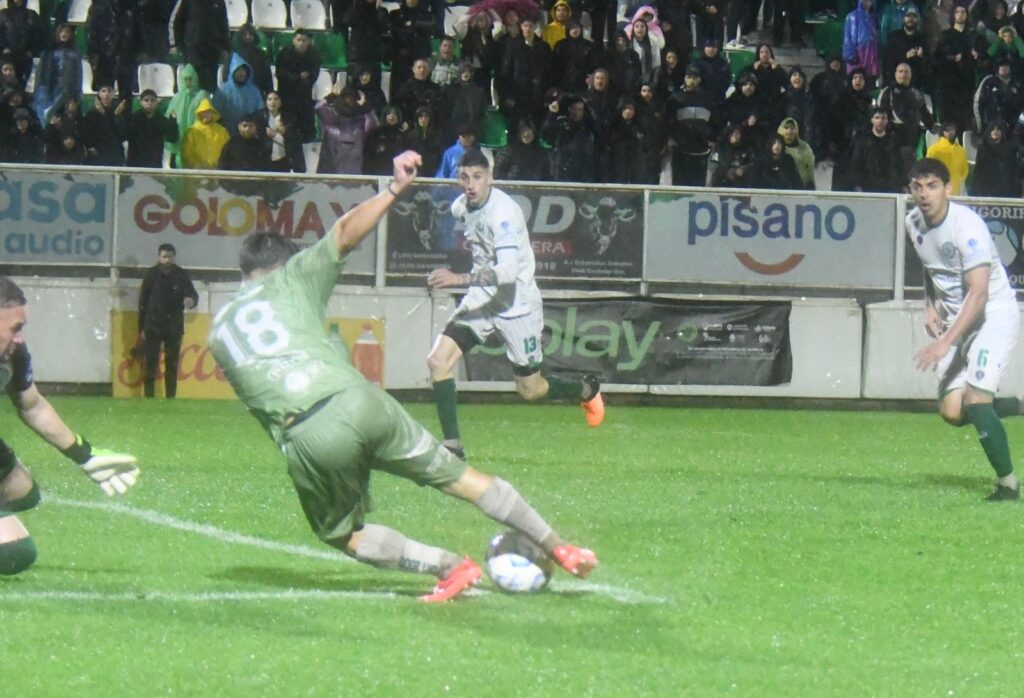 Ituzaingó ganó en una noche emocionante y quedó a un paso del ascenso
sectorprensa.com.ar/?p=75904