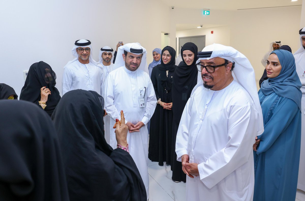 إسلامية دبي بالتعاون مع هيئة المعرفة تفتتح فرعاً جديداً لحضانة الفريج في مركز المزهر الثقافي الإسلامي

أعلنت دائرة الشؤون الإسلامية والعمل الخيري بدبي، بالتعاون مع هيئة المعرفة والتنمية البشرية، عن افتتاح فرع جديد لـ"حضانة الفريج" في مركز المزهر الثقافي الإسلامي، بحضور معالي