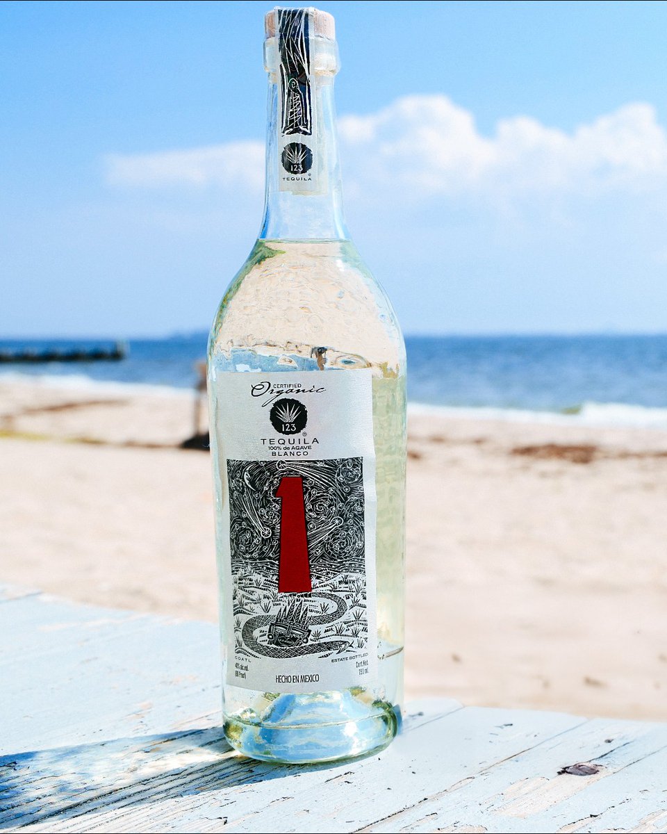 A sip that feels like forever summer.

Unaged and clean with intense aromas of fresh agave  - luxury is in the details.

#organictequila #123tequila #tequilaman #tequilalovers #luxuryspirits #tequilalife