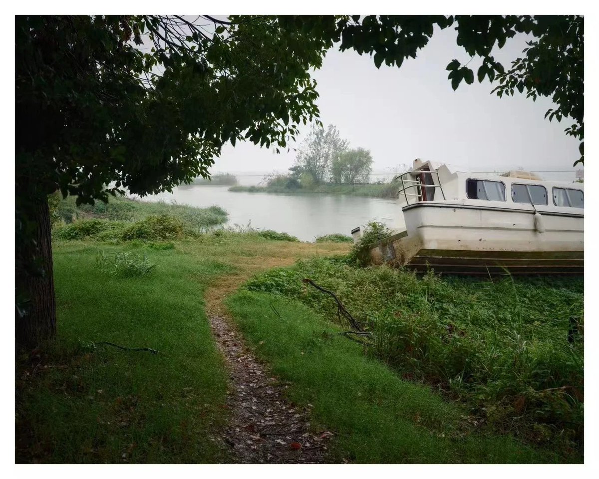 In the fog, next to the lake｜some pic along the river