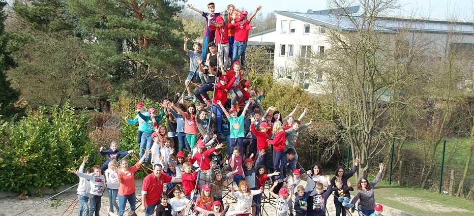 Do you have questions about our funding offers and which programmes you could apply for? Join our Q&amp;A webinar this Thursday for UK schools and youth groups.

Register: ukgermanconnection.org/pp/funding/