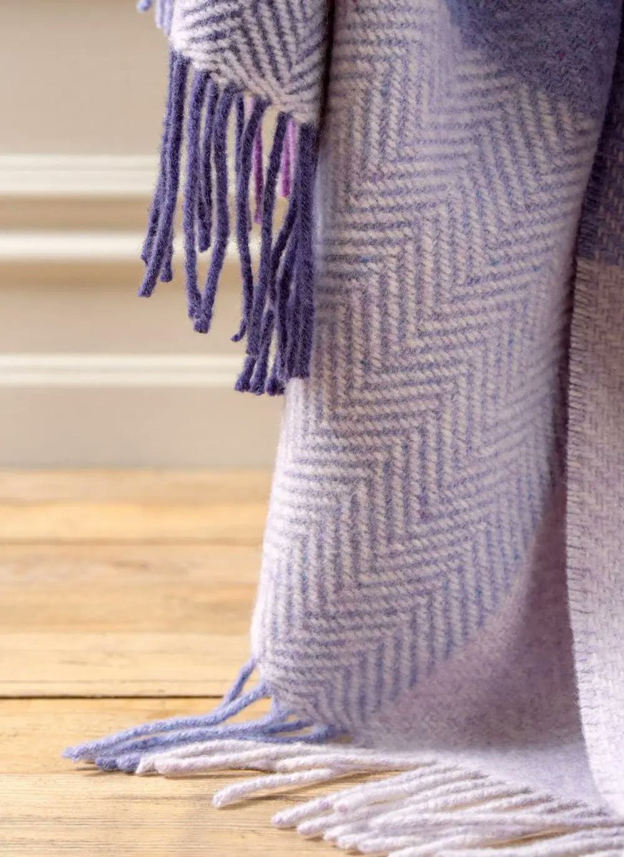 Blarney_Mills's tweet photo. 💜 Add a touch of luxury to your home 💜
The Amethyst Check Wool Cashmere Throw blends Irish craftsmanship with comfort. Woven in a herringbone check & inspired by the amethyst gemstone, it’s soft, stylish & timeless.
#BlarneyWoollenMills #CashmereThrow #IrishWool https://t.co/zlxPzXju3J