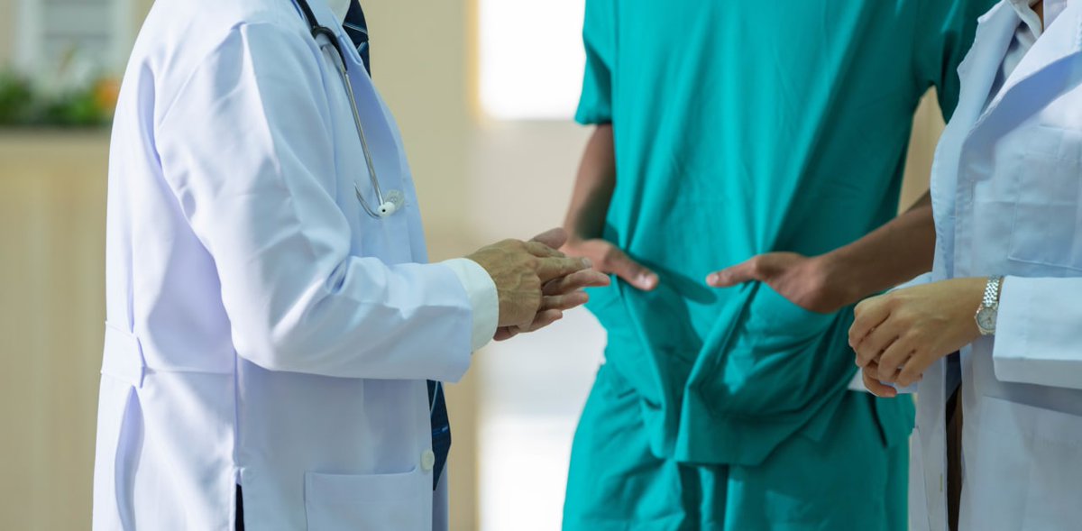 🍎 1 in 5 US medical students is food insecure, nearly double the national average.

A new  study highlights the toll of debt, loans, and dependents on students’ basic needs.

Researchers call for urgent interventions like campus pantries &amp; hospital meal cards to support future