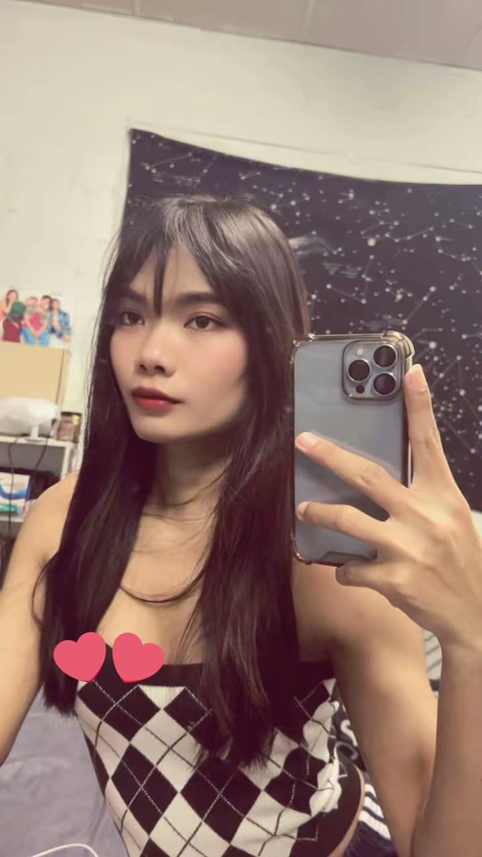 ม่อน tweet media